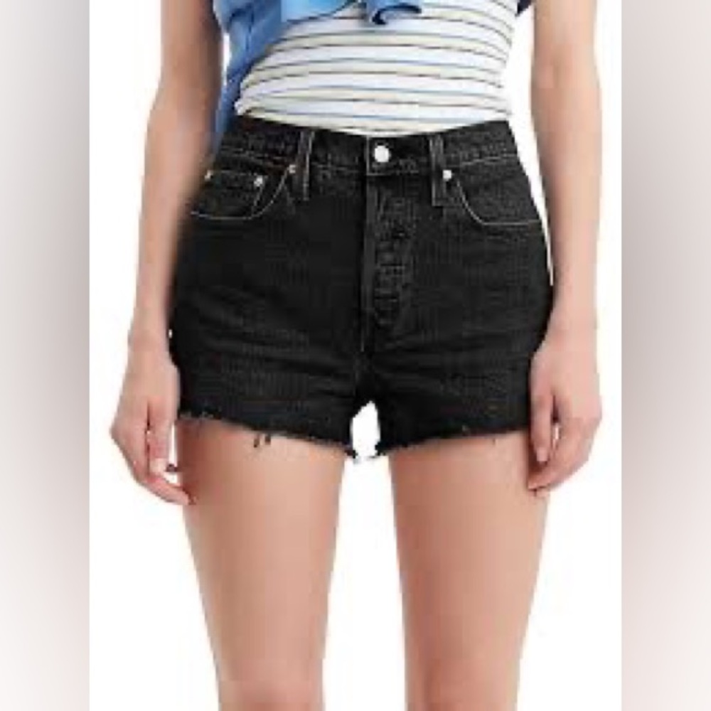 NWOT Levi’s 501 black Jean shorts